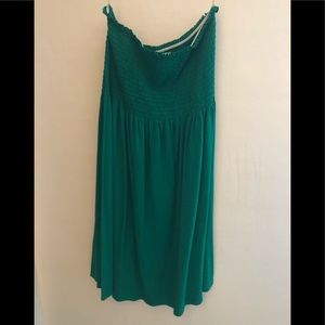 Women’s strapless dress/ tube top